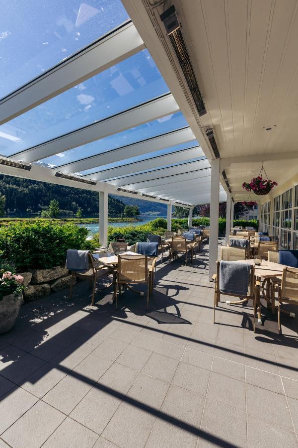Hotel Loenfjord Loen Exterior foto